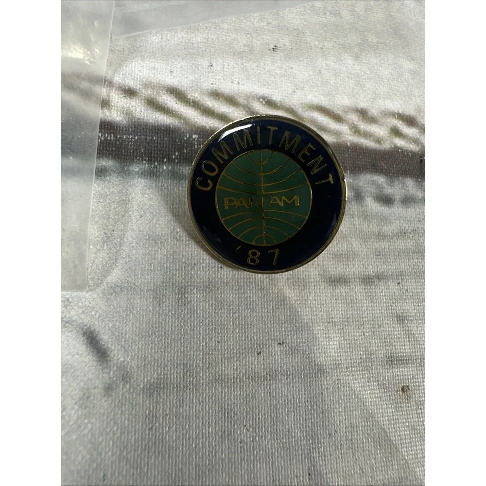 Vintage Pan Am Airlines Button Pin Lot (6) - Commitment 87'